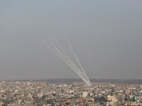 Gazze Şeridi'nden İsrail'in birçok bölgesine roket atıldı!
