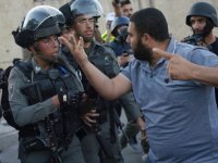 İşgal güçleri Doğu Kudüs'te eylem yapan Filistinlileri darp etti