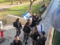 İsrail polisi İsrail bayrağına yasak getirdi